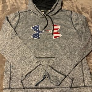 Like new Columbia hoodie.